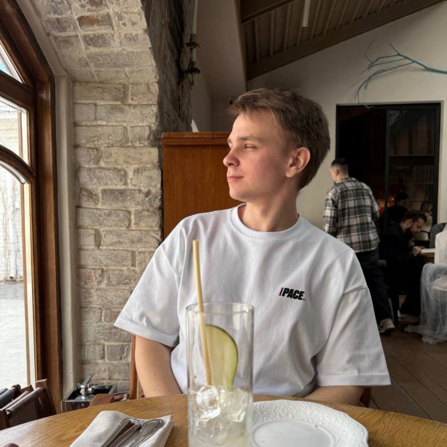 Даниил Фенелонов